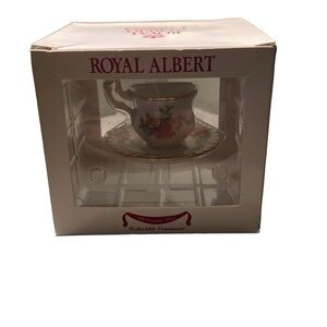 Vintage old country rose Christmas ornaments royal albert ornaments